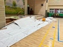 崩落した小学校の体育館の壁（写真＝麗水消防署提供）