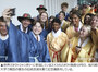 ▲世界スカウトジャンボリーに参加しているスイスのスカウト隊員らが9日、成均館大学で韓国の儒生の伝統衣装を着て記念撮影をしている。