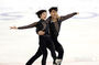 フィギュア：ペアの演技を披露する北朝鮮の廉大鈺とハン・クムチョル＝冬季アジア大会