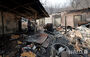 韓国で大規模な山火事：全焼した民家　／慶尚北道
