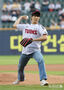 【フォト】「命を守る日」に韓国プロ野球始球式をするキム・ギリ　／ソウル