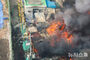 世運商街近くの建物で火災