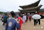 外国人観光客で賑わう景福宮