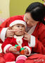 赤ちゃんサンタの楽しいひととき