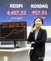 KOSPI、3.43％上昇の4457.52で取引終了…過去最高値