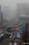 霧が立ち込めたソウル中心部　PM2.5濃度上昇