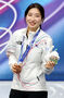 ショートトラック女子1000メートルの銅メダルを首にかけたキム・ギルリ　ミラノ冬季五輪