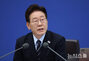 李在明大統領が7年前のMUSINSA広告を批判「人間の仮面をかぶってこんなことをするのか」